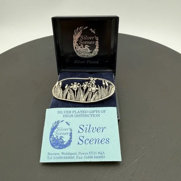 Vintage Maureen Ann Stores-Jones Silver Plated Iris Brooch In Box Made In Wales - Picture 3 of 4